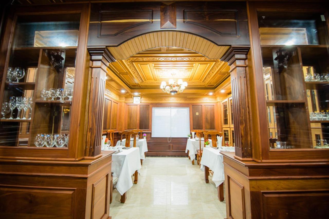 Soubandith Hotel Pakse Buitenkant foto