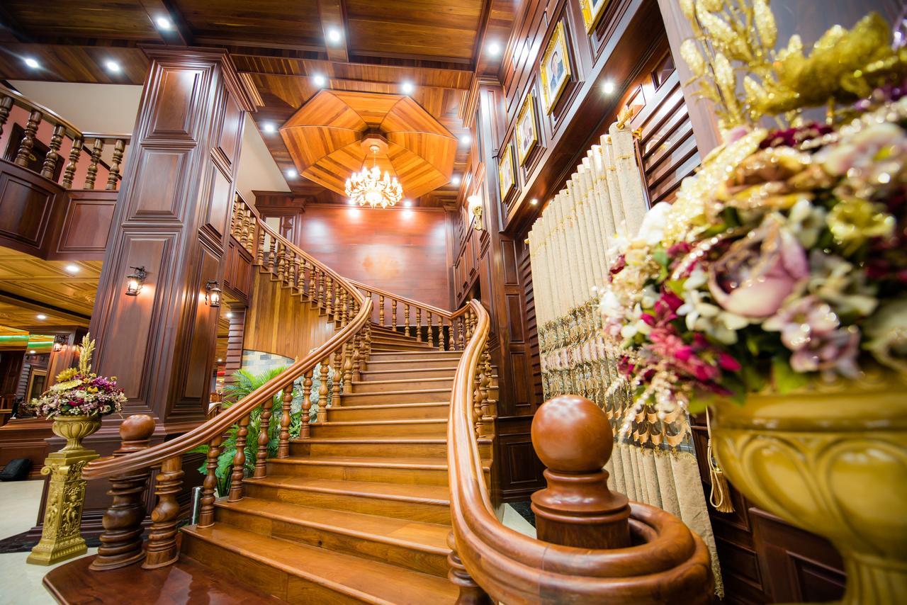 Soubandith Hotel Pakse Buitenkant foto