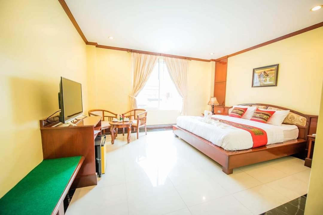Soubandith Hotel Pakse Buitenkant foto