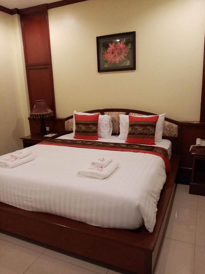 Soubandith Hotel Pakse Buitenkant foto