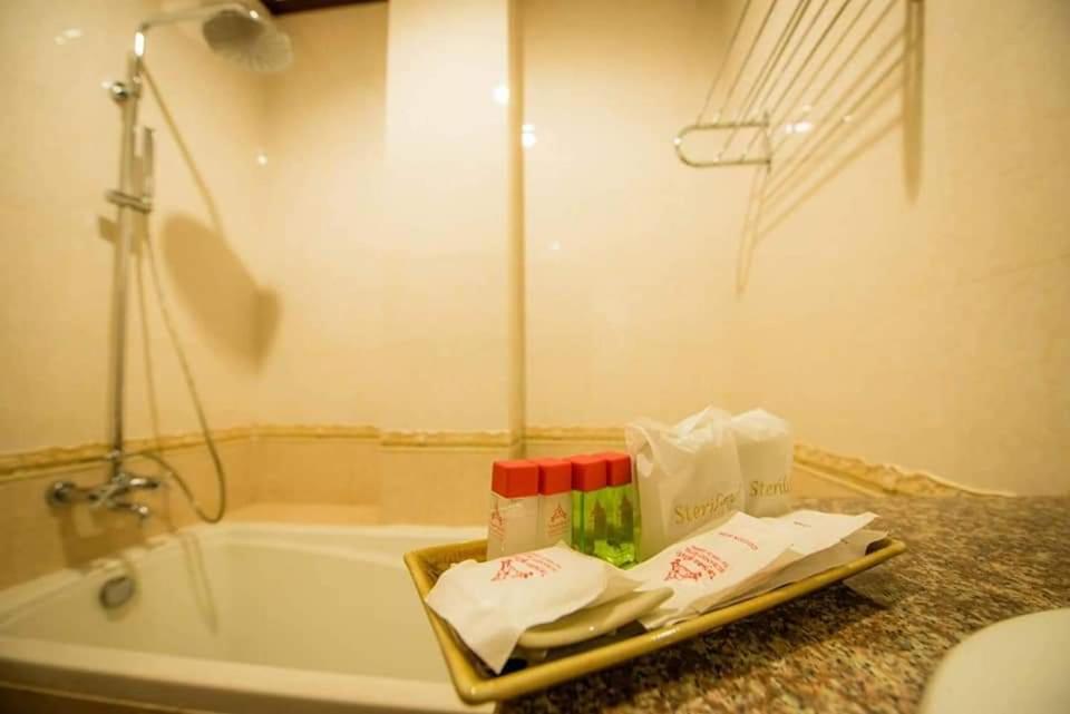Soubandith Hotel Pakse Buitenkant foto